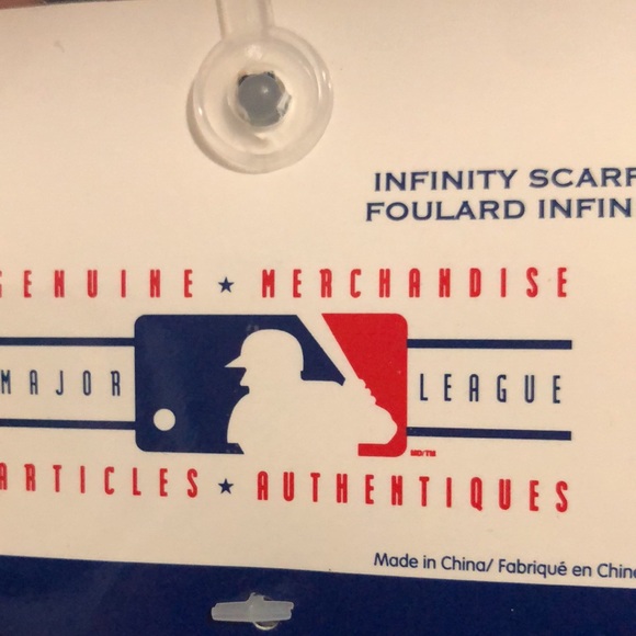 Infinity scarf Toronto BlueJays - Picture 4 of 6